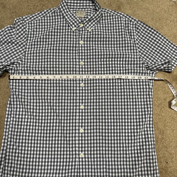 J. Crew Grey And White Twill Button Down short Sleeve Men Shirt - Picture 5 of 5